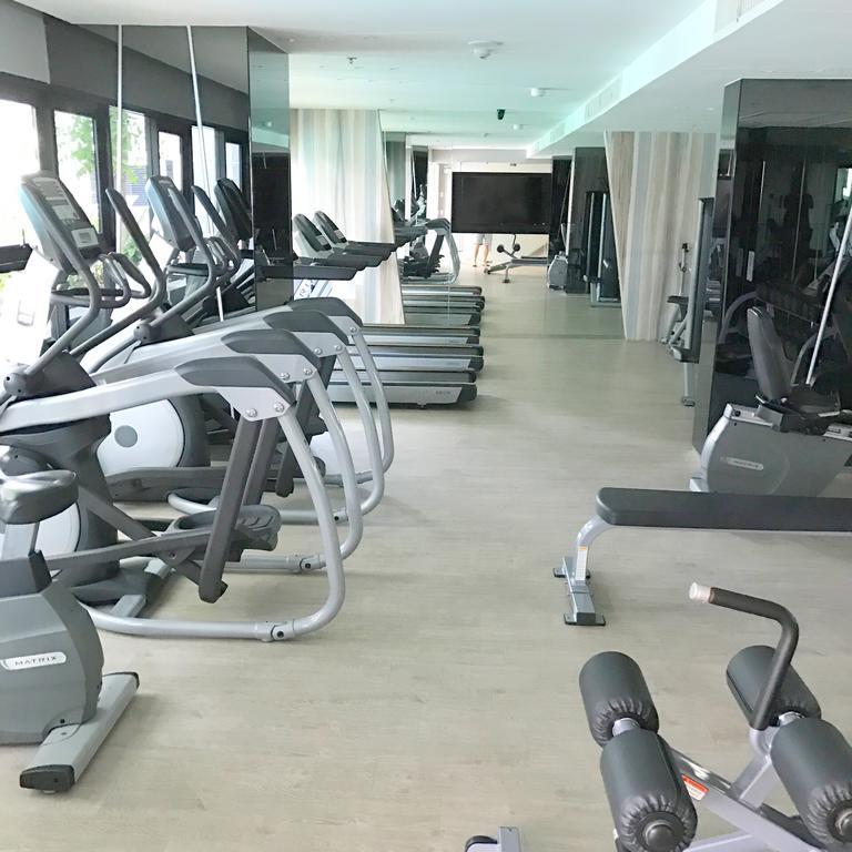 The Base Highfl Seaview Apartment Pattaya Exterior foto